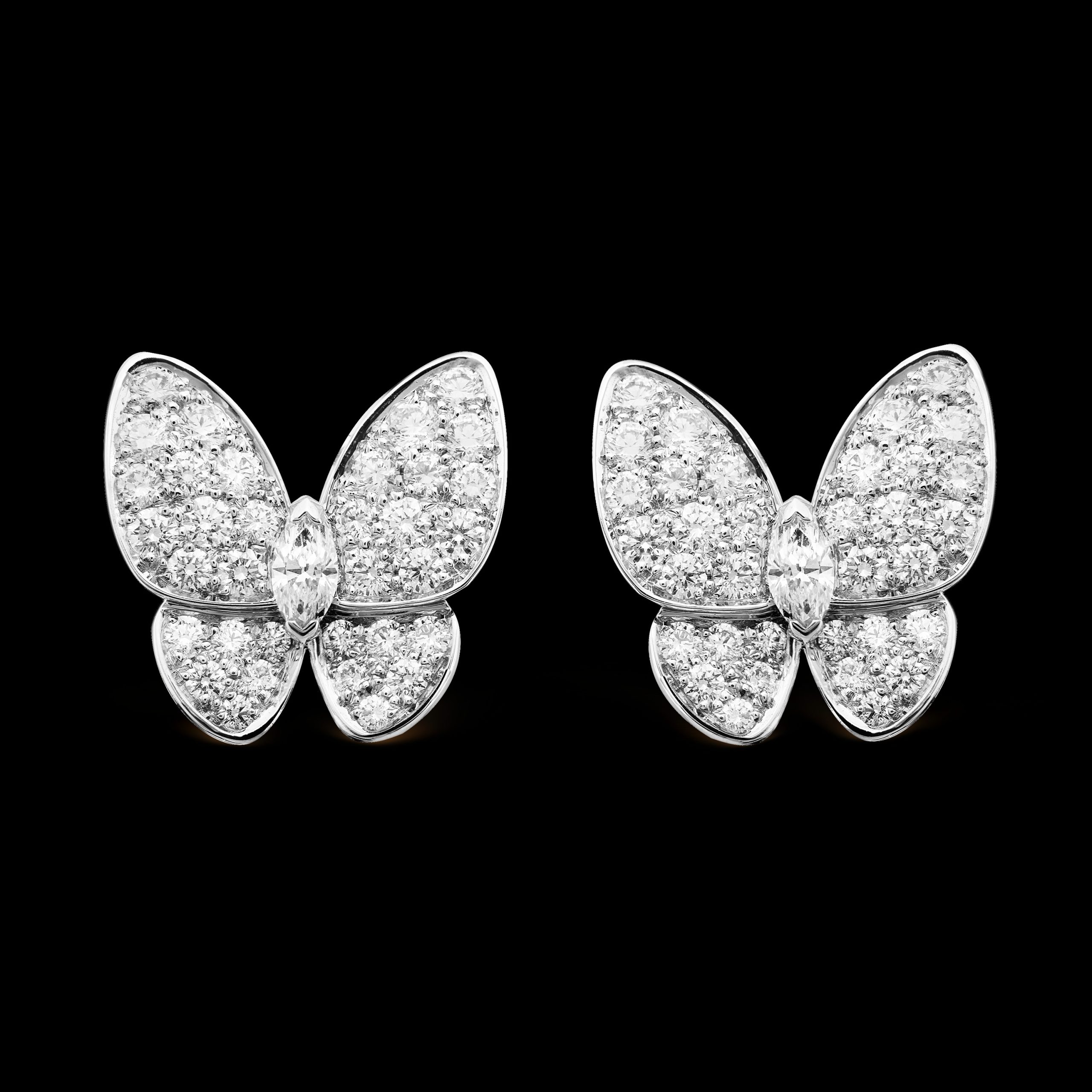 Bông Tai Van Cleef & Arpels Butterfly Vàng Trắng 18K Kim Cương Tự Nhiên (1) Bông Tai Van Cleef & Arpels Butterfly Vàng Trắng 18K Kim Cương Tự Nhiên (1)
