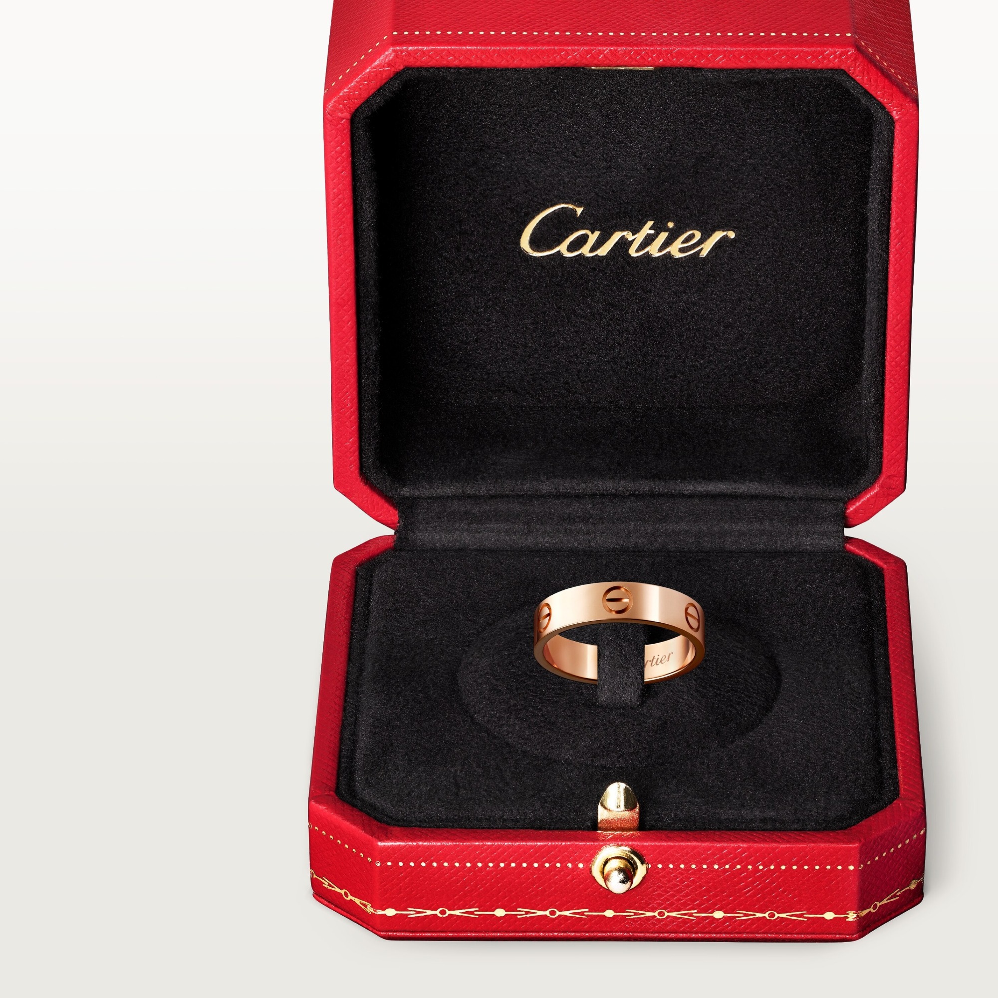 Nhẫn Cartier Love Chế Tác Vàng Hồng 18K Hong Kong Bản Lớn 5-5mm (1) Nhẫn Cartier Love Chế Tác Vàng Hồng 18K Hong Kong Bản Lớn 5-5mm