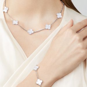 Vòng Tay Van Cleef & Arpels Alhambra Vàng Trắng 5 Họa Tiết Xà Cừ Trắng (1)