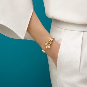 Vòng Tay Van Cleef & Arpels Frivole 7 Bông Hoa Đính Kim Cương Tự Nhiên 16cm (1)