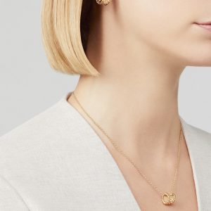 Bông Tai Van Cleef & Arpels Perlée Clovers Hoop Vàng Vàng Kim Cương 40 Viên