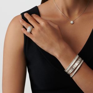 Lắc Tay Van Cleef & Arpels Perlée Clovers Medium Vàng Trắng Kim Cương 17cm (1)