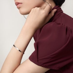 Vòng Tay Cartier Love Small Model Chế Tác Vàng Trắng 18K Rộng 3.65mm 8 Vòng Tay Cartier Love Small Model Chế Tác Vàng Trắng 18K R (1)