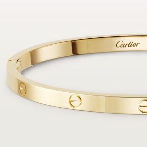 Vòng Tay Cartier Love Small Model Chế Tác Vàng Vàng 18K Rộng 3.65mm 3 Vòng Tay Cartier Love Small Model Chế Tác Vàng Vàng 18K (2)