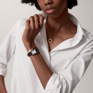 Vòng Tay Cartier Love Small Model Chế Tác Vàng Vàng 18K Rộng 3.65mm 9 Vòng Tay Cartier Love Small Model Chế Tác Vàng Vàng 18K (2)