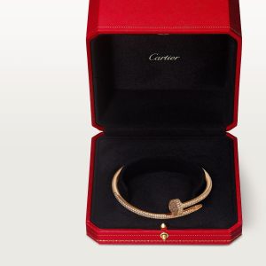 Lắc Tay Cartier Juste un Clou Vàng Hồng 18K Full Kim Cương Tự Nhiên 3 Lắc Tay Cartier Juste un Clou Vàng Hồng 18K Full Kim Cương Tự Nhiên Hong Kong (1)