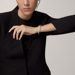 Lắc Tay Cartier Juste un Clou Vàng Trắng 18K Full Kim Cương Tự Nhiên 3 Lắc Tay Cartier Juste un Clou Vàng Trắng 18K Full Kim Cương Tự Nhiên Hong Kong (5)