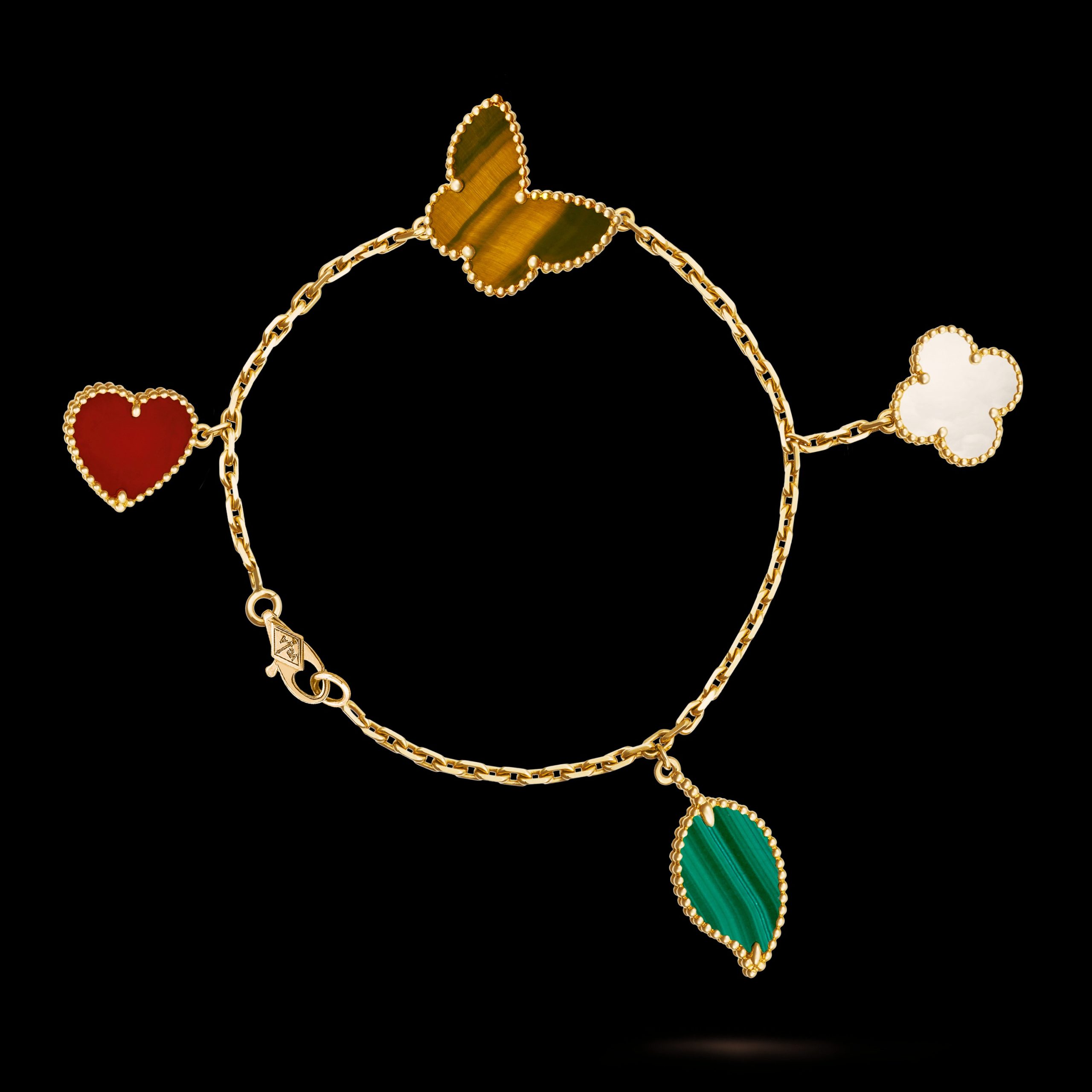 Vòng Tay Van Cleef & Arpels Lucky Alhambra Nhập Khẩu Kong 19cm (2) Vòng Tay Van Cleef & Arpels Lucky Alhambra Nhập Khẩu Kong 19cm (2)