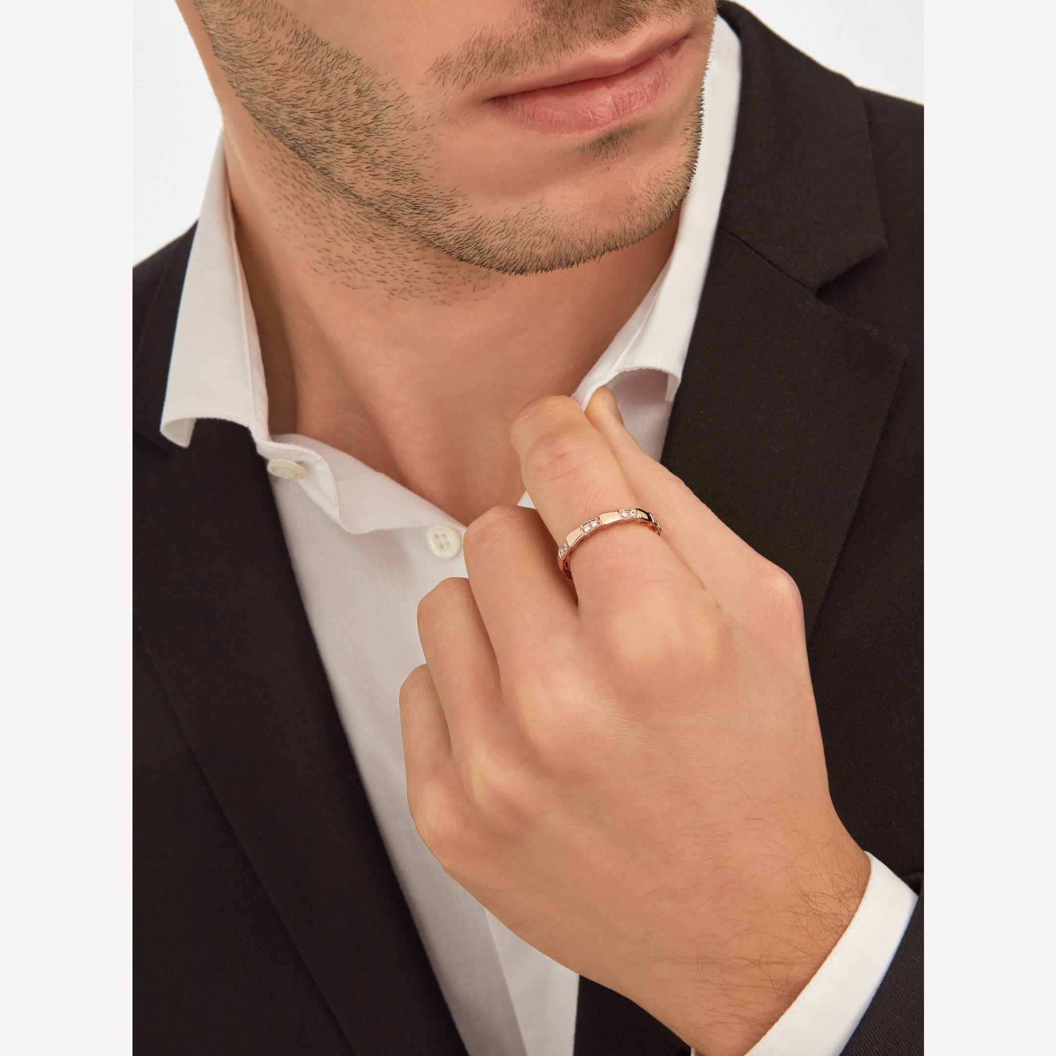 Nhẫn Kim Cương Bvlgari Serpenti Viper Rắn Chế Tác Vàng Hồng 18K Nhập Khẩu (2) Nhẫn Kim Cương Bvlgari Serpenti Viper Rắn Chế Tác Vàng Hồng 18K Nhập Khẩu (1)