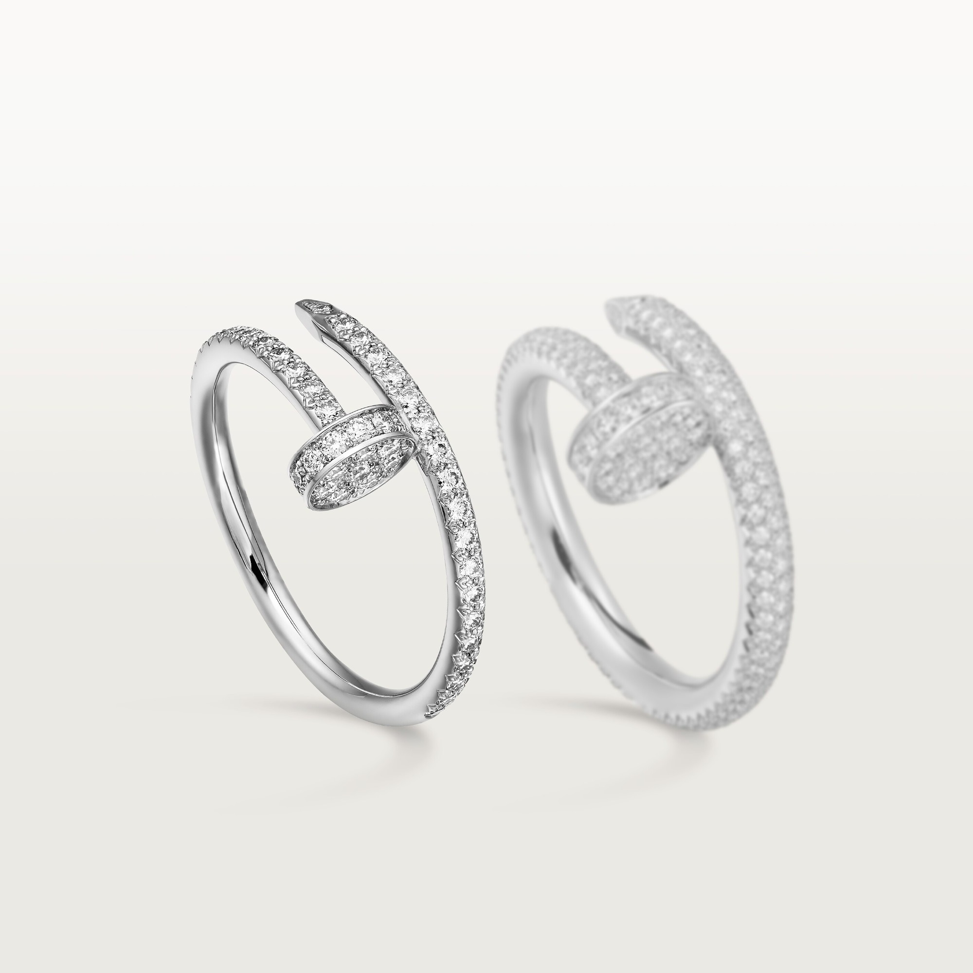 Nhẫn Cartier Juste un Clou Vàng Trắng Kim Cương Thiên Nhiên Chế Tác Hong Kong (4) Nhẫn Cartier Juste un Clou Vàng Trắng 18K Kim Cương Thiên Nhiên Chế Tác Hong Kong