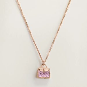Dây Chuyền Hermes Amulettes Kelly Chế Tác Vàng Hồng 18K Đính Đá Sapphire Tự Nhiên (1)