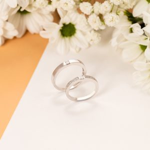 Nhẫn Cặp Đính Kim Cương Tự Nhiên - Nhẫn Cưới Chế Tác Vàng 18K MiA Jewelry MNC16