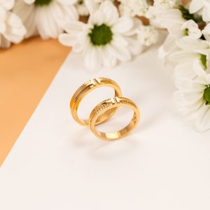 Nhẫn Cưới Thiết Kế Cá Nhân Hoá Vàng 18K Kim Cương Thiên Nhiên MiA Jewelry MNC010