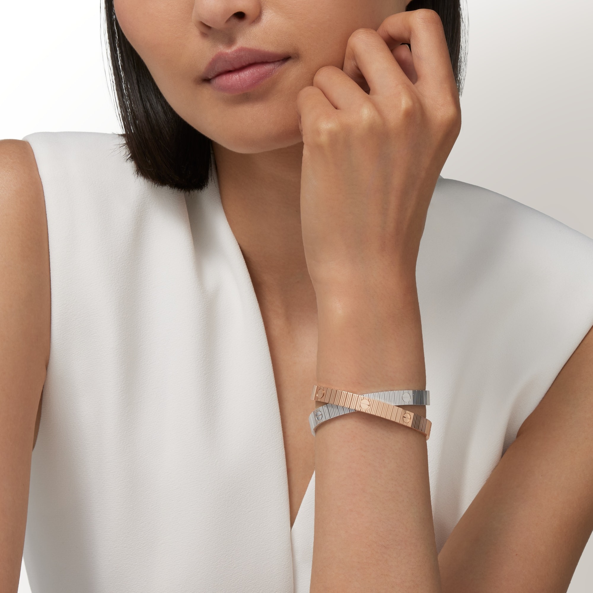 Lắc Tay Cartier LOVE Unlimited Flexible Chế Tác Vàng 18K Nhập Khẩu Hong Kong (5) Lac Tay Cartier LOVE Unlimited Flexible Che Tac Vang 18K Nhap Khau Hong Kong 5